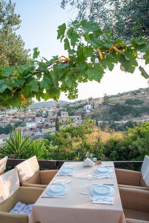 The Carob Tree Villa - Rustic Luxury Home With Access To Pool And Restaurant ラルナカ エクステリア 写真